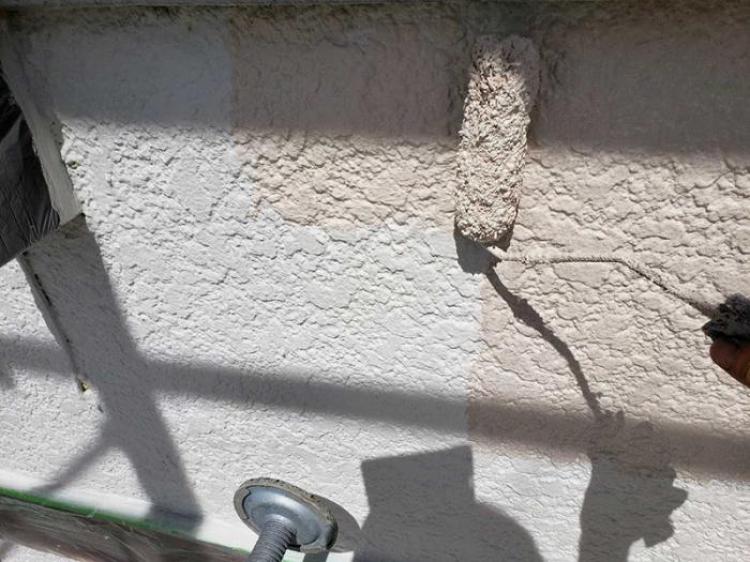 滋賀県湖南市外壁中塗り塗装工事