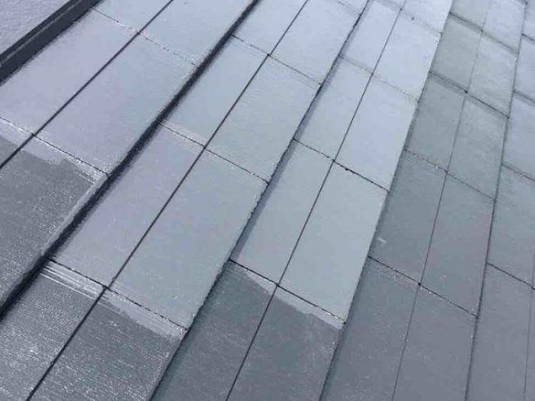 滋賀県栗東市屋根中塗り塗装工事