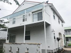白基調のお家